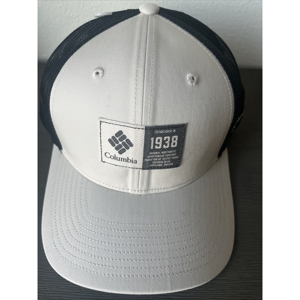 Columbia Sportswear Est 1938 CSC Trucker Snapback Cream Black Mesh Hat‎ Cap NWT